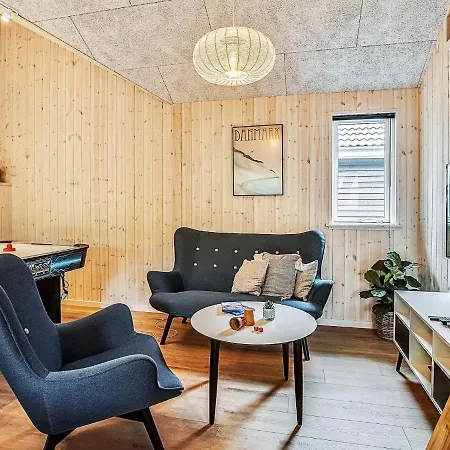 20 Person In Feriehus Frederiksværk